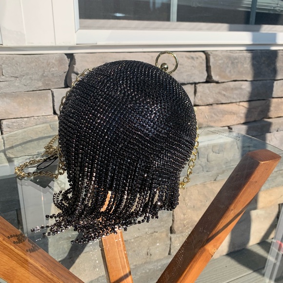 UNIQUE Black Rhinestone Fringe Ball Clutch Bag - Picture 9 of 13